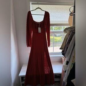 na-kd dress. size small. never worn. tags still on. color is burnt orange.